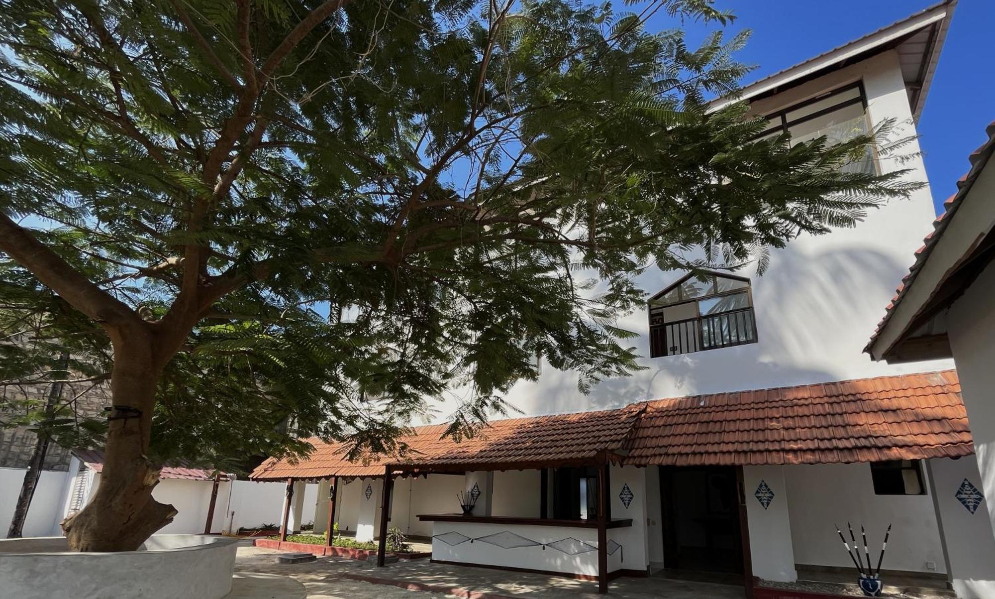 Bianco Azzurro Hotel & Restaurant Pwani Mchangani Bagian luar foto