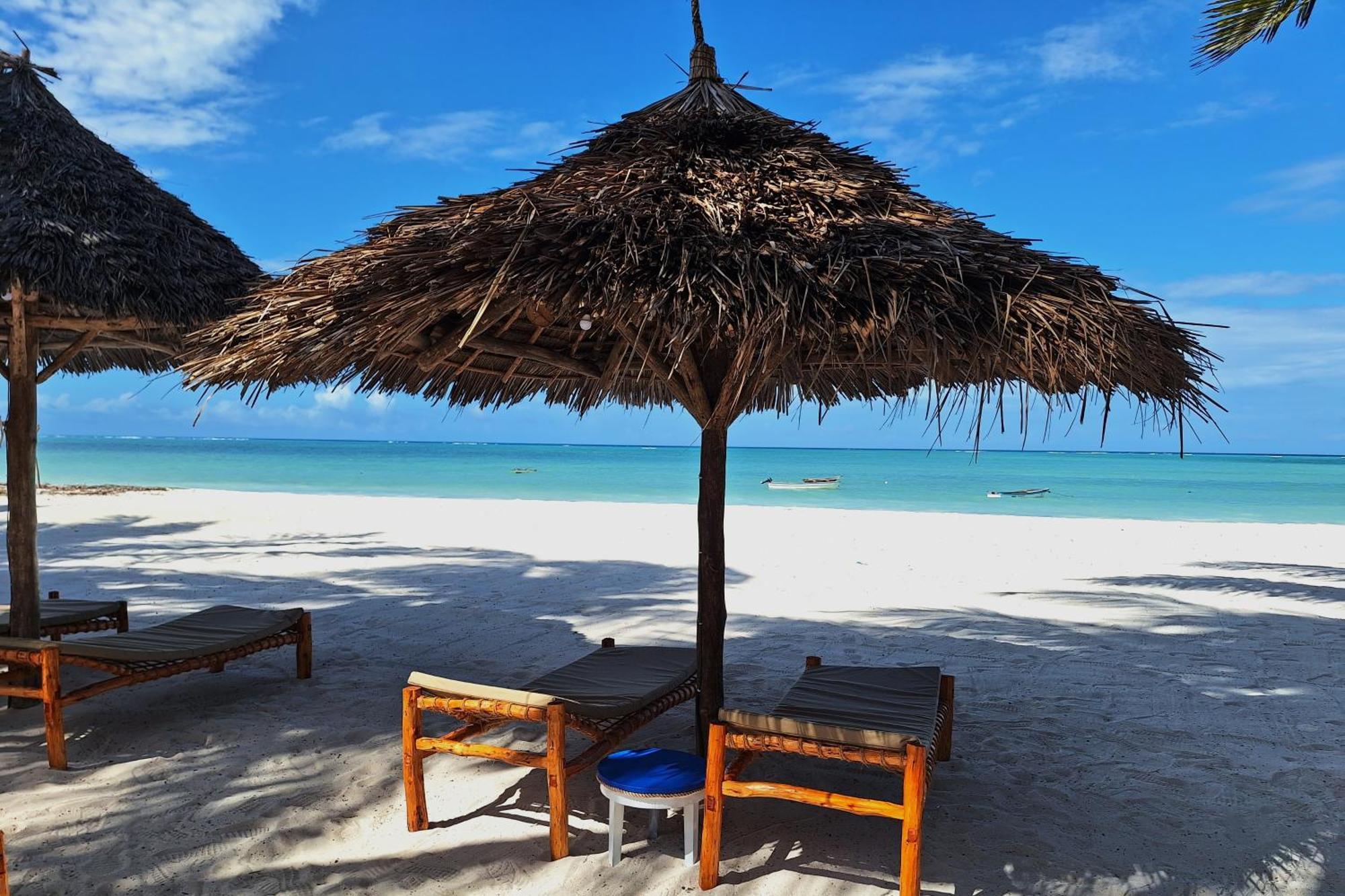 Bianco Azzurro Hotel & Restaurant Pwani Mchangani Bagian luar foto