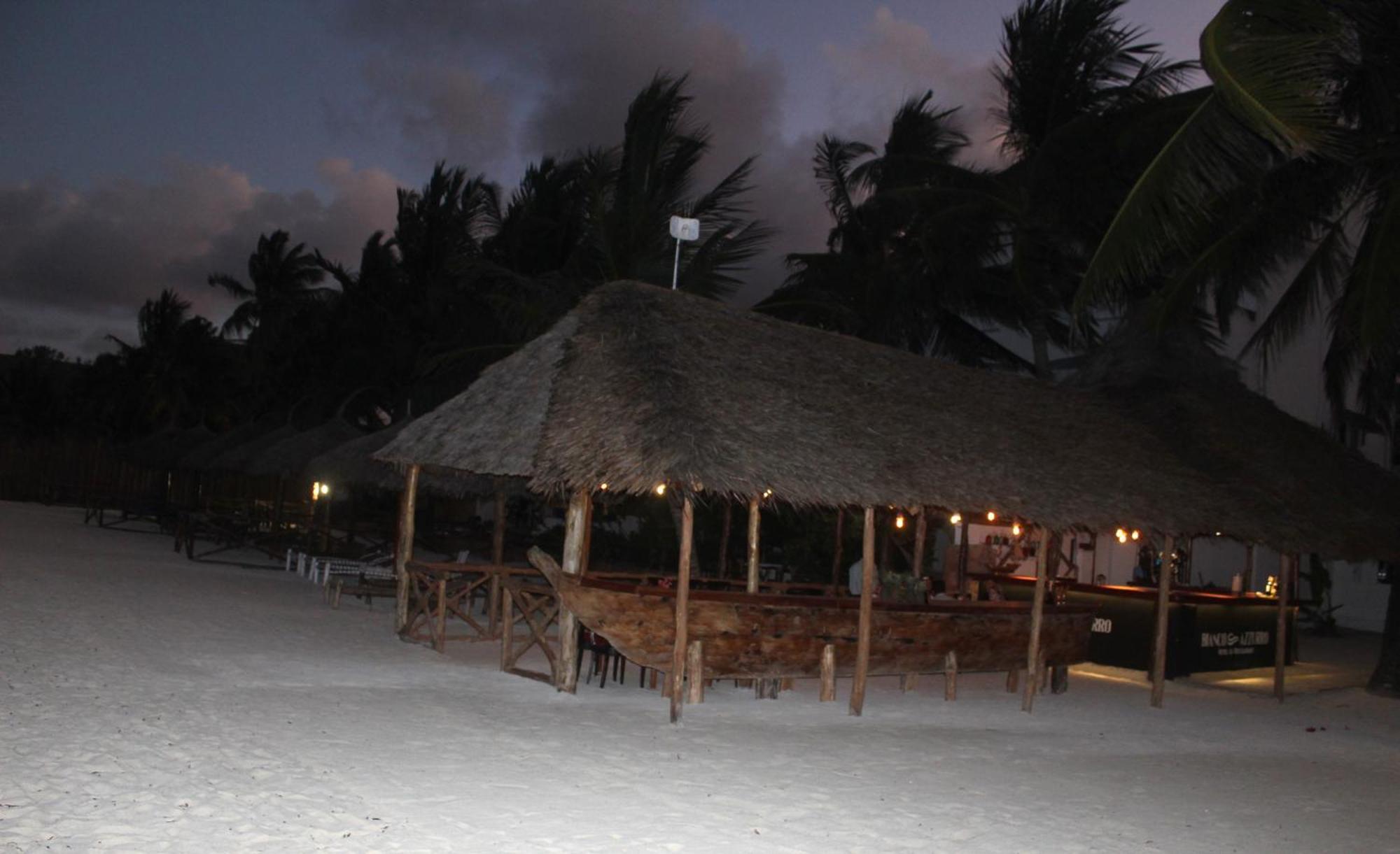 Bianco Azzurro Hotel & Restaurant Pwani Mchangani Bagian luar foto