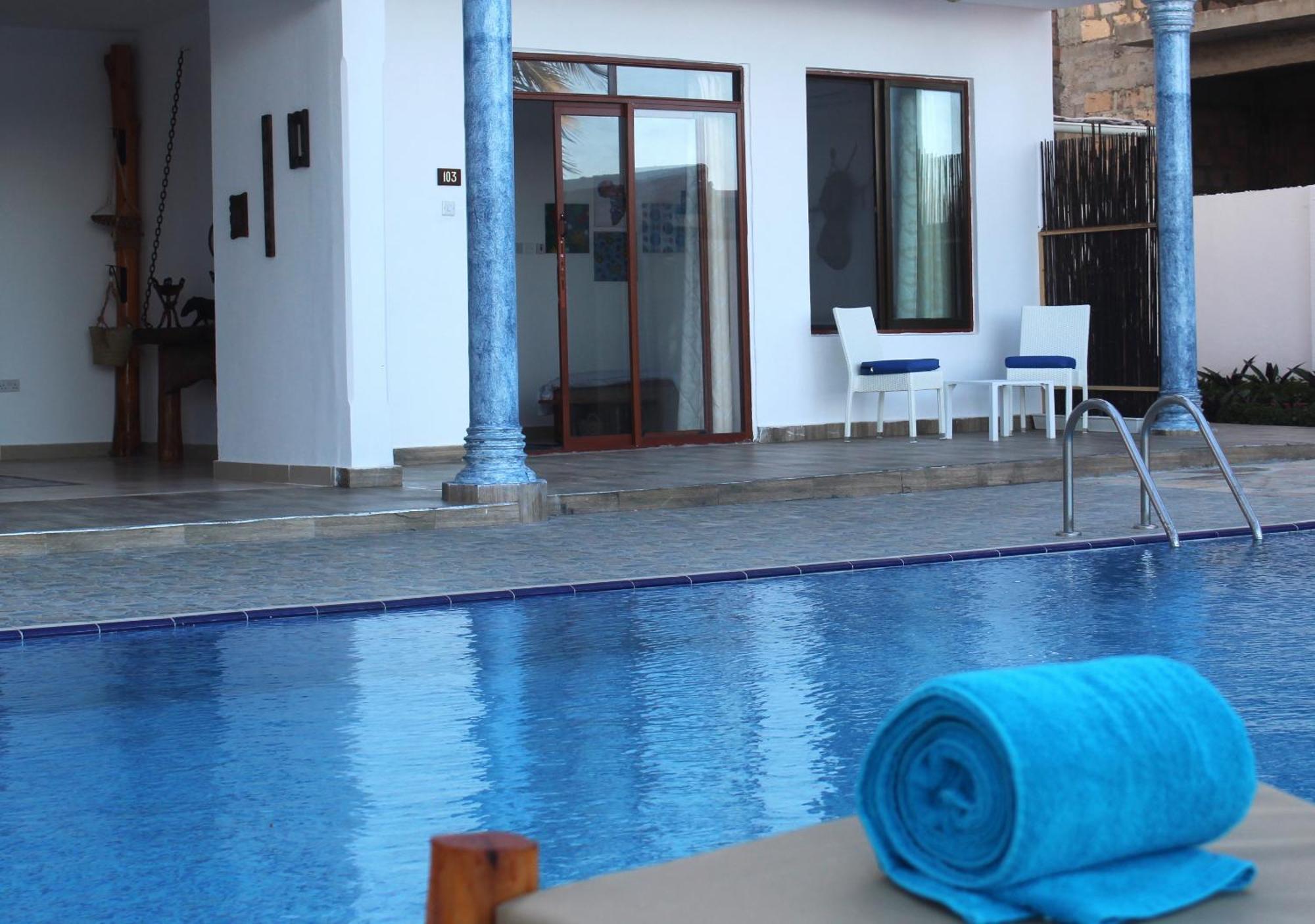 Bianco Azzurro Hotel & Restaurant Pwani Mchangani Bagian luar foto
