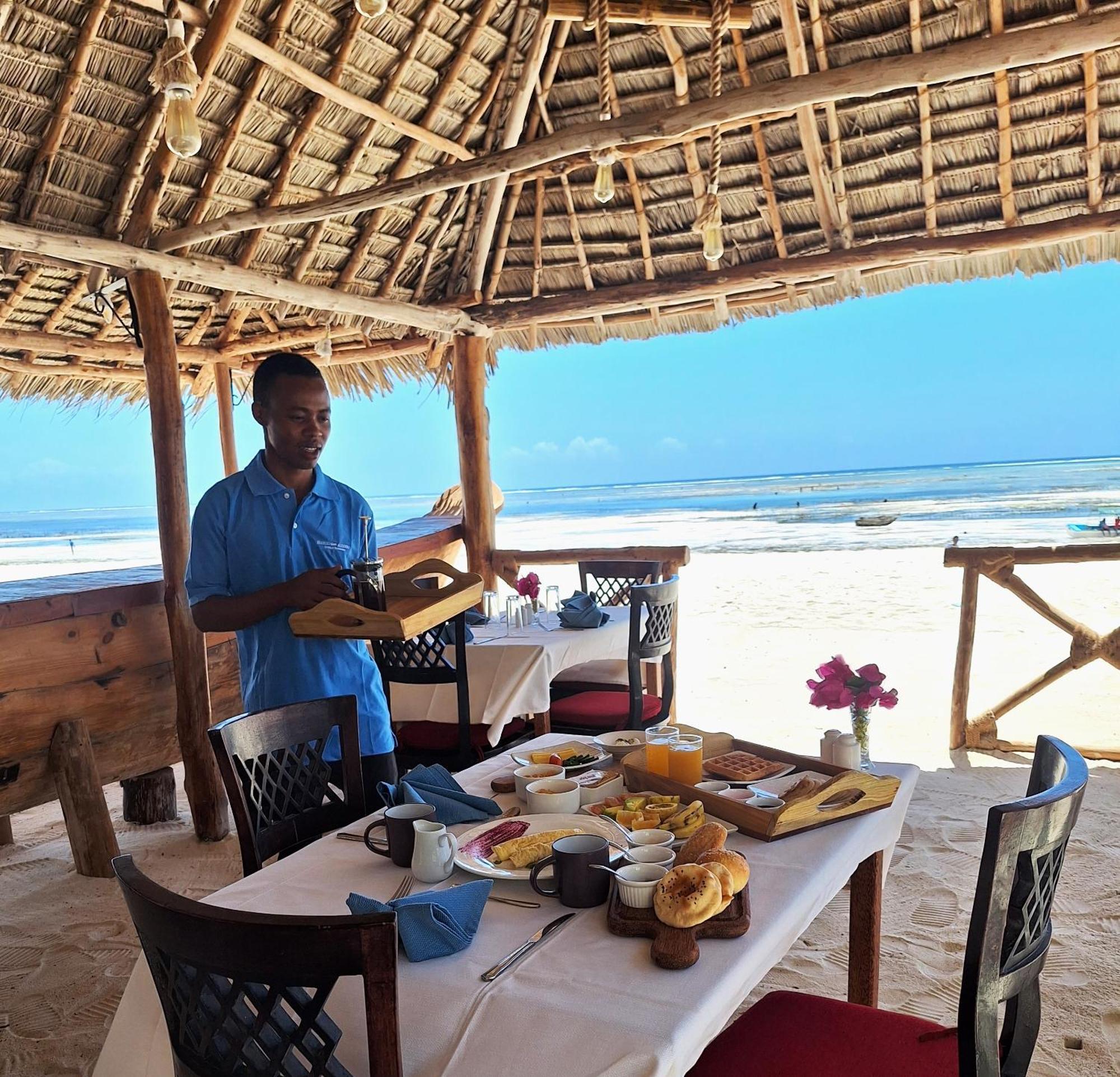 Bianco Azzurro Hotel & Restaurant Pwani Mchangani Bagian luar foto